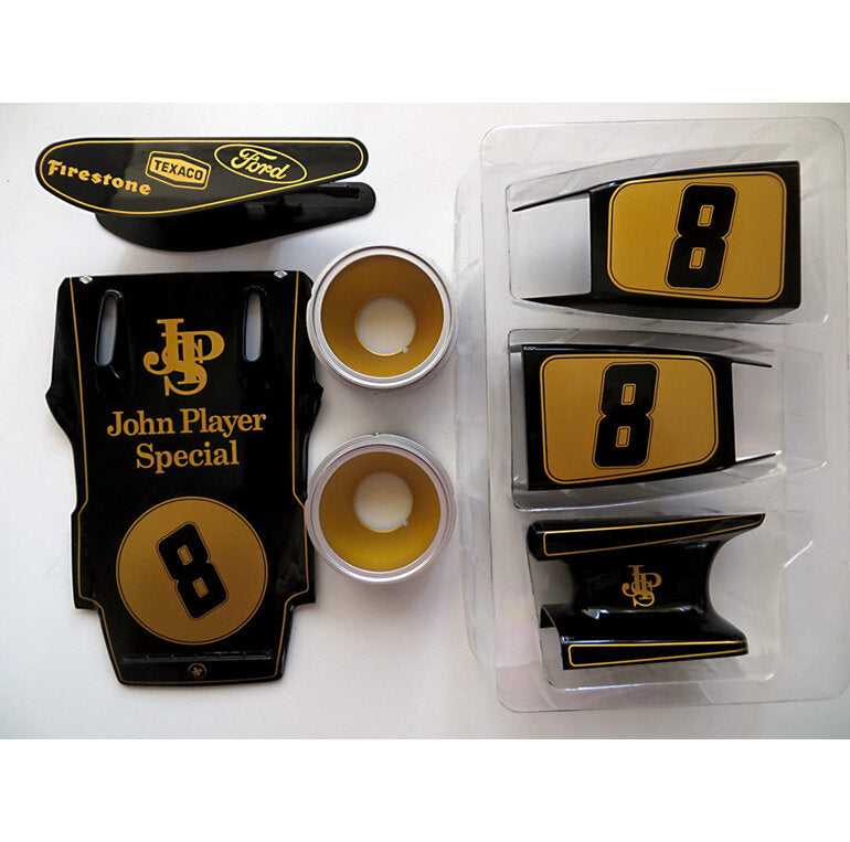 Detailed 1/8 scale diecast model of the iconic F1 Lotus 72, featuring realistic design and authentic rubber tires.