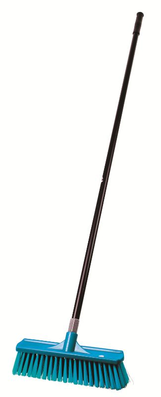 Set of 3 Bax Outdoor Brooms, each 1.2m in length, perfect for outdoor cleaning tasks.
