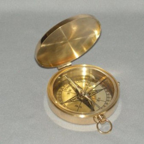 Brass compass with elegant design, 76mm size, weighing 200g; perfect for navigation and outdoor adventures.