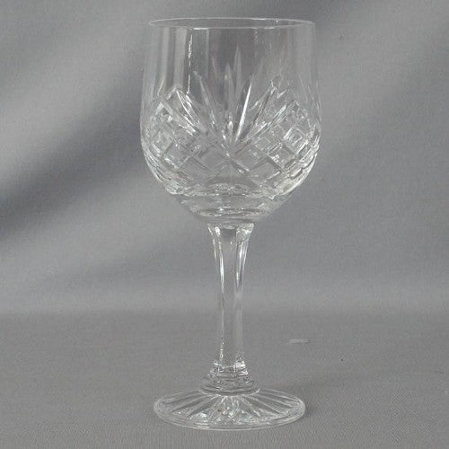 Elegant red wine glass by Irena Zawie, 240ml capacity, lead-free crystal, perfect for enhancing wine taste and aesthetics.