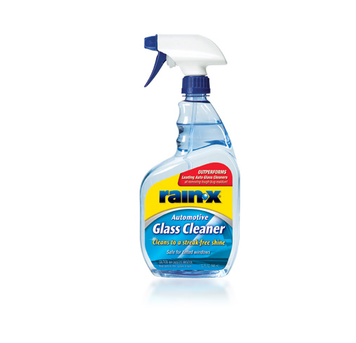 Rain-X 680ML glass cleaner trigger for automotive-strength cleaning, leaves a streak-free shine on glass and mirrors.