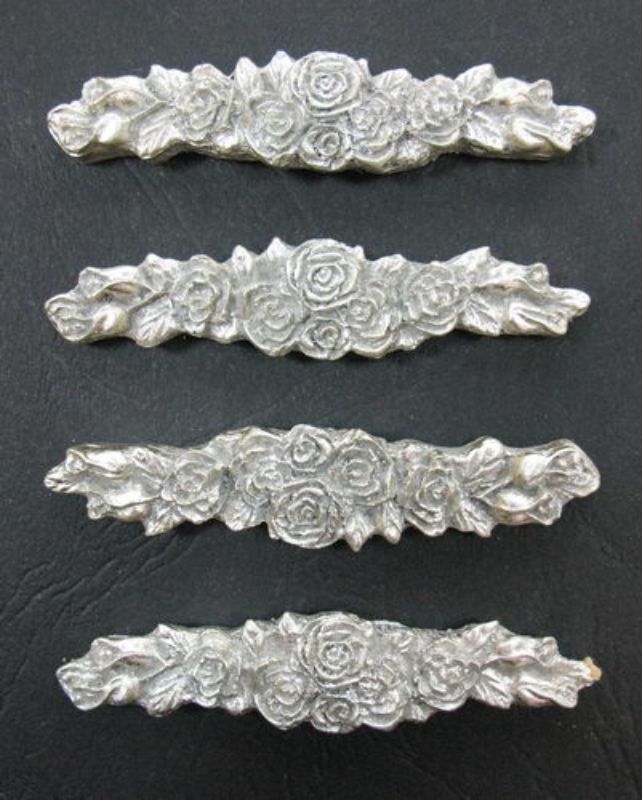 Silver DĂ©cor Ornaments set of 4, 67mm size, perfect for elegant holiday and everyday home decor enhancements.