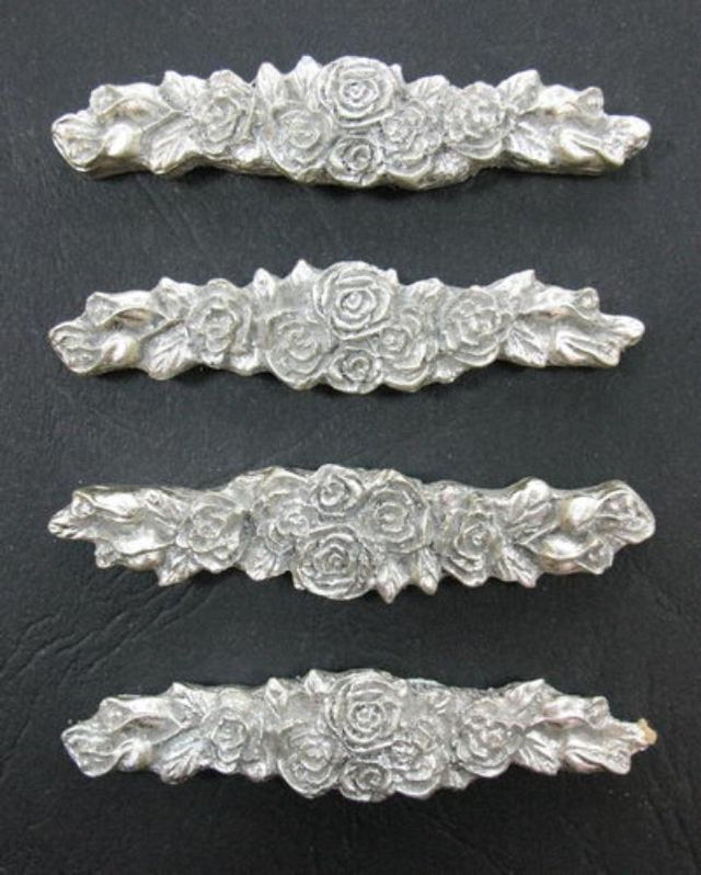 Silver DĂ©cor Ornaments set of 4, 67mm size, perfect for elegant holiday and everyday home decor enhancements.