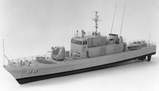 Highly detailed 51" USS Crocket model ship, perfect for R/C hobbyists, showcasing Asheville Class gunboat features.