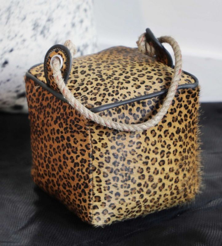 Leopard leather door stop, 20cm, stylish design protects doors and walls while enhancing home decor.