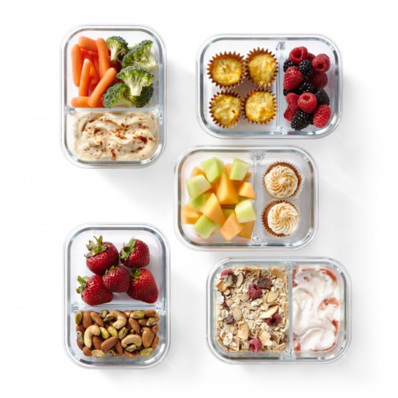 Pyrex 580ml meal prep container in glass with divided compartments, leak-proof lid, perfect for organized meal storage.