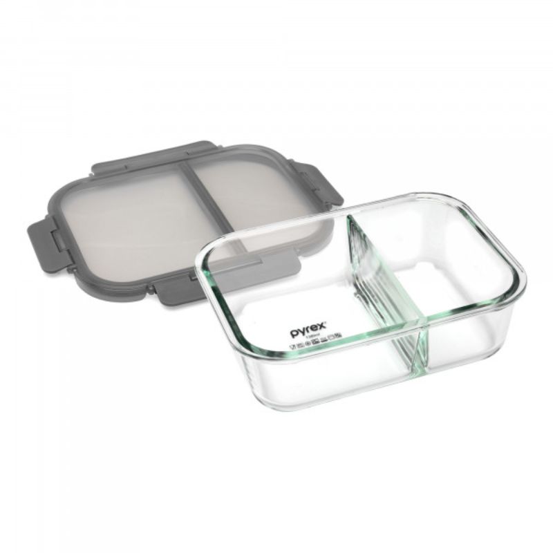 Divided Pyrex Meal Prep Storage container, 1380ml, featuring borosilicate glass, leak-proof lid, and versatile for meal prepping.