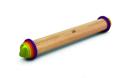 Adjustable wooden rolling pin with removable rings for precise pastry thickness, perfect for all baking needs.