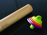 Adjustable beech wood rolling pin with removable rings for precise pastry thickness from 2mm to 10mm, ergonomic design.