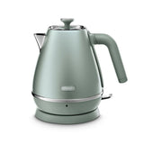 De'Longhi Distinta Perla Kettle in elegant green, featuring a 1.7L capacity, 360° swivel base, and removable limescale filter.