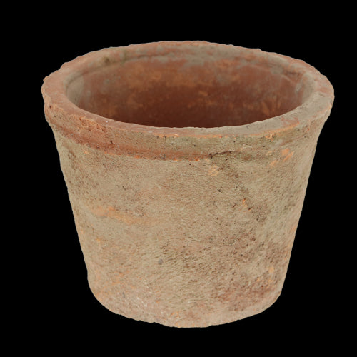 Rustic Tuscan terracotta pots in a wooden crate, ideal for stylish indoor and outdoor gardening. 24 pots, each 11x11x9cm.