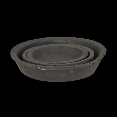 Handcrafted terracotta saucers in Tuscan style, aged finish, perfect for potted plants, set of 6 for drainage and decor.