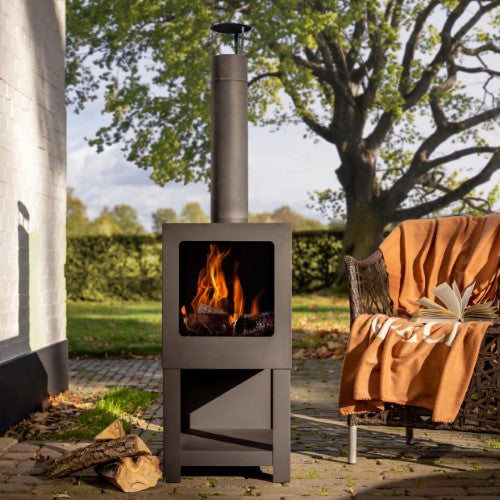 Sleek black terrace heater with wood storage, designed for outdoor warmth and style; dimensions 38 x 38 x 136 cm.