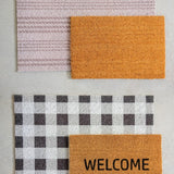 Checkered anti-slip doormat (90 x 60 cm) made of PVC, stylish and safe for indoor or outdoor entrances.