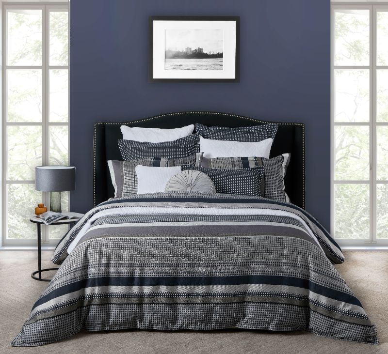 Queen Duvet Cover - Set Bed - LONDON INK (PRIVATE COLLECTION)