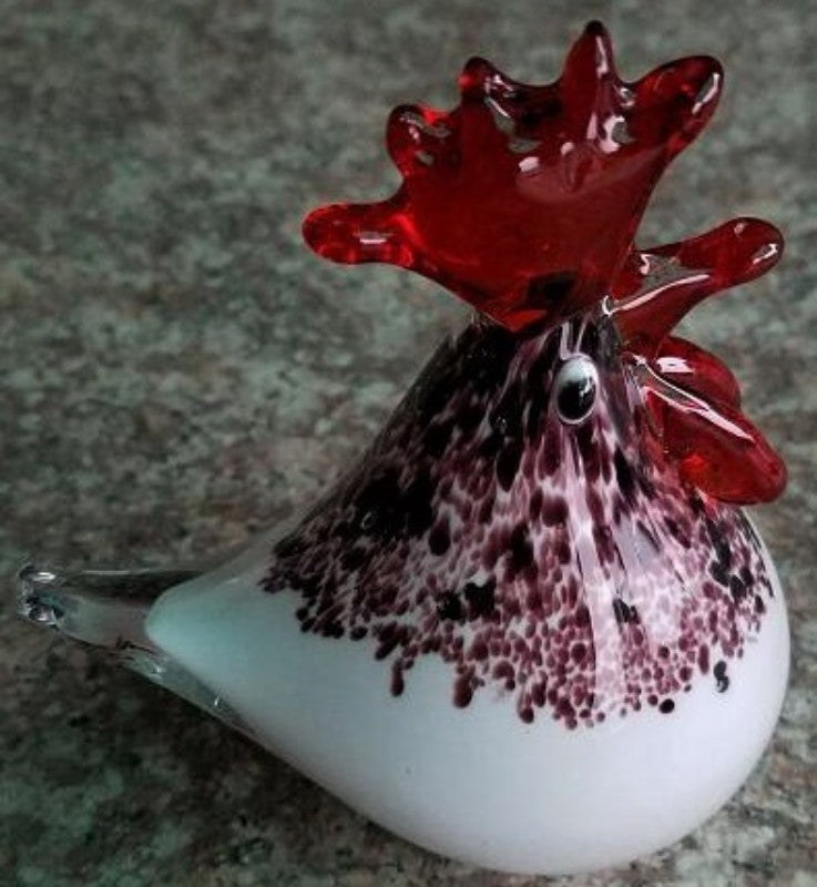 Vibrant glass rooster ornament, 11.5cm x 10cm, perfect for adding charm and elegance to any home decor.