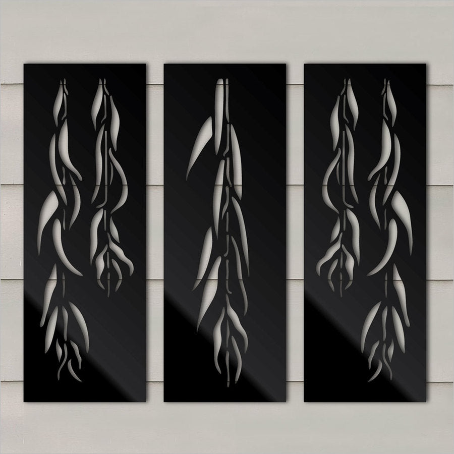Large black willow panel for indoor/outdoor use, measuring 285mm x 790mmH, stylish and durable for versatile decor.