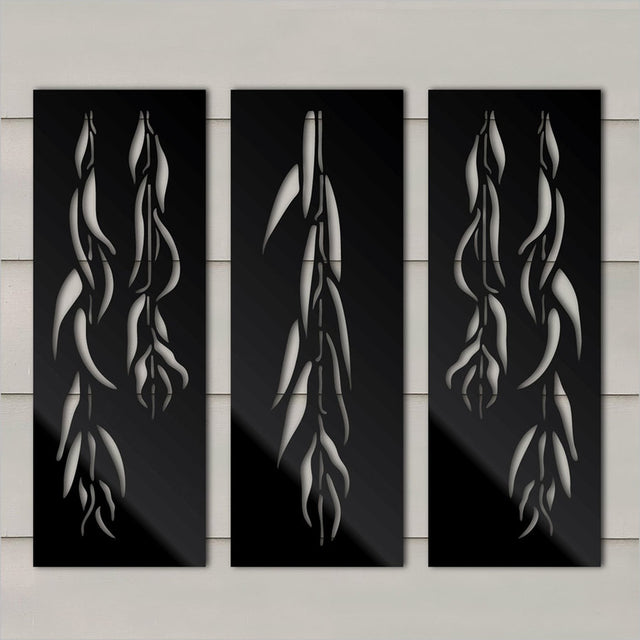 Large black willow panel for indoor/outdoor use, measuring 285mm x 790mmH, stylish and durable for versatile decor.