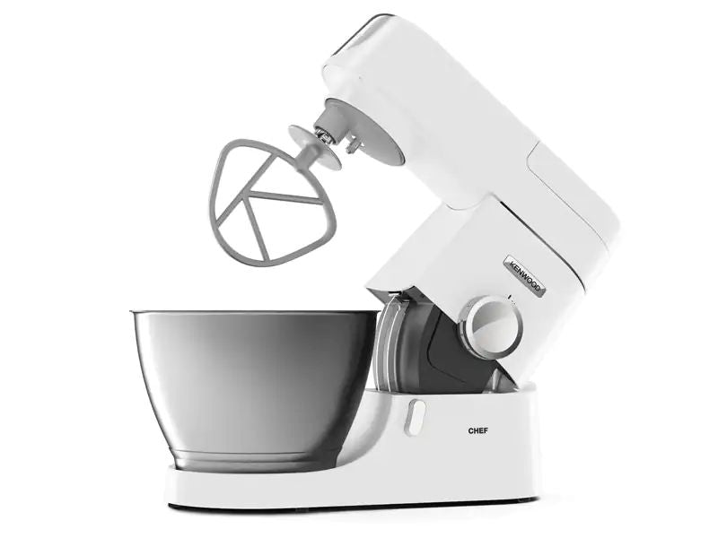 De'Longhi Chef stand mixer in white with 4.6L capacity, variable speeds, and multiple attachments for versatile food preparation.