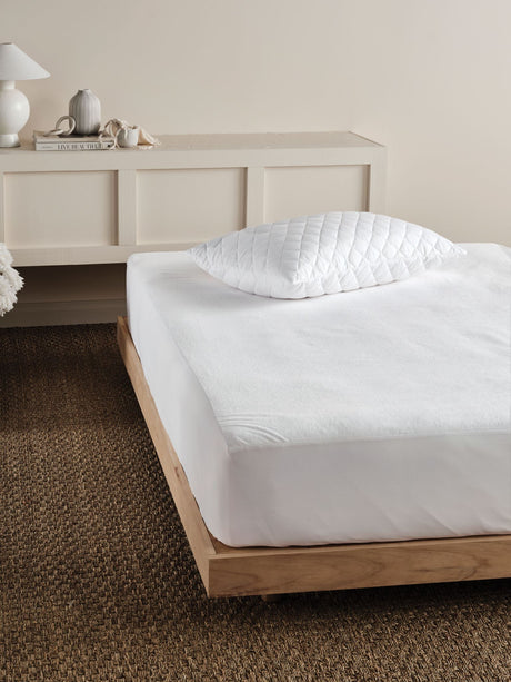 Everyday Waterproof Mattress Protector by Savona for queen beds, featuring soft cotton terry and waterproof backing for ultimate protection.