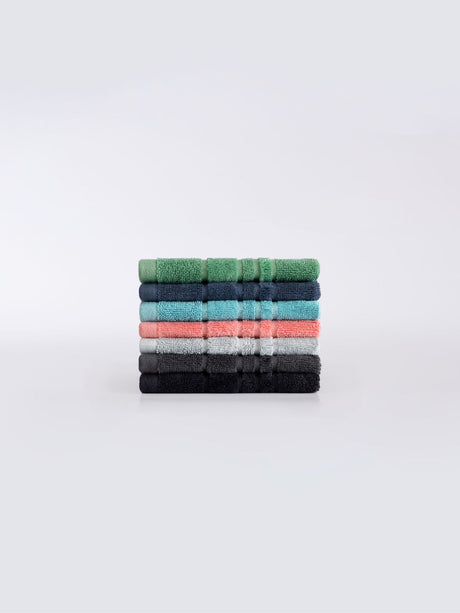 Soft black Selene face cloth by Savona, made of 550 GSM cotton, featuring plush velour striped hem for luxury and durability.