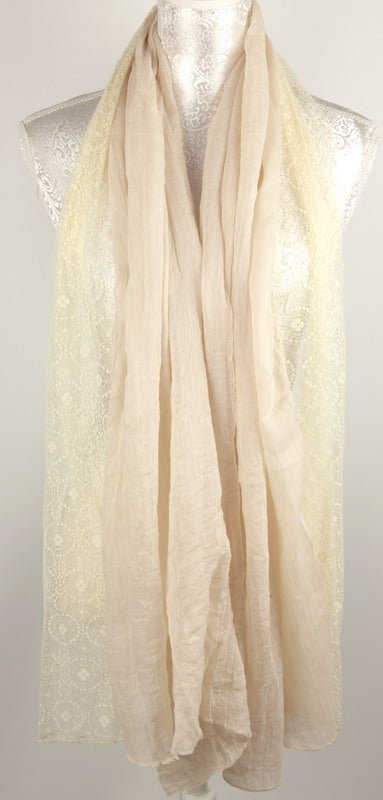 Lace and viscose beige scarf, 104cm x 176cm, elegant and versatile for any occasion.