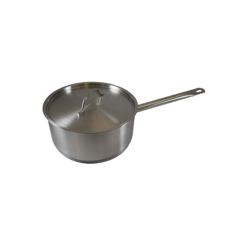 Stainless steel 5L saucepan with cover, 24cm diameter, 12.5cm high, ideal for cooking large meals efficiently.