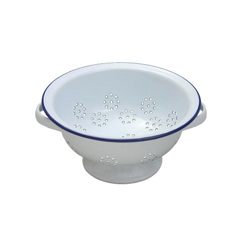 White enamel colander with blue rim, 24cm, designed for efficient drainage and classic kitchen elegance.