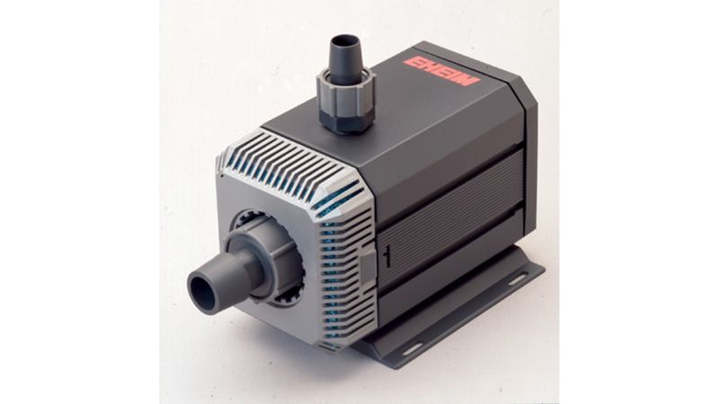 High-performance Eheim Universal 3400 water pump with 3400L/hr flow, 3.6m head, 28mm intake, and 18mm outlet for aquariums.