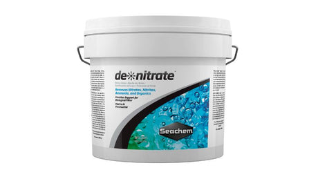 Aquatic De*nitrate (4L) bottle designed to enhance nitrification and denitrification for healthier aquarium water quality.