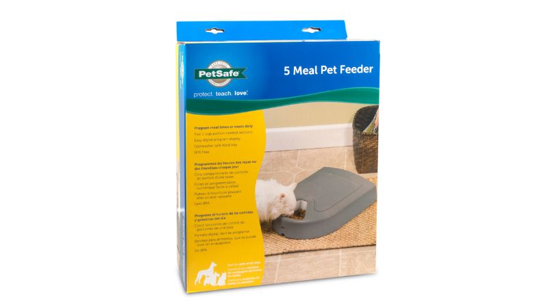 Automatic pet feeder for cats and small dogs, schedules up to 5 meals daily with 1 cup capacity per compartment.