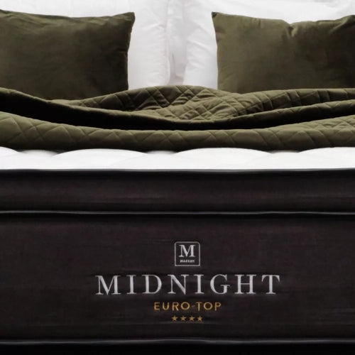 Makers Midnight Euro Top Mattress in Queen, featuring a supportive 300mm profile and pocket coil spring system for ultimate comfort.