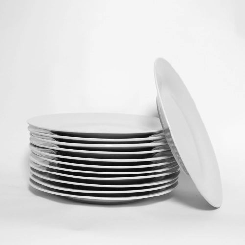 Porcelain dinner plate (25cm) with a sleek design and white finish, ideal for elegant dining and everyday use.