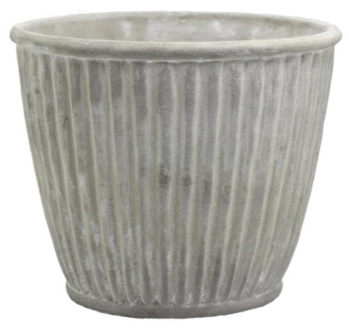 Stylish grey cement round pot, perfect for indoor and outdoor plant displays, measuring 21.5cm in diameter and 17.5cm tall.