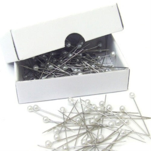 White pearl head pins measuring 38mm, ideal for sewing, quilting, and crafts; 144 pieces provide versatility and elegance.