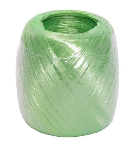 Lightweight green Speed Straw Roll, eco-friendly, portable hydration solution for outdoor adventures and workouts.