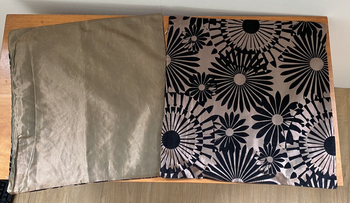 Elegant flower bronze cushion covers set of 6, featuring reversible design and easy-access zips for convenient washing.