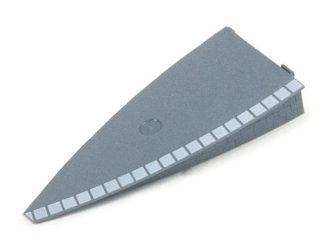 Hornby plastic platform ramp for model trains, 127mm, clips to sections for smooth transitions, enhances layout realism.