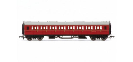 Hornby Collett CC Maroon 3rd Class model train, intricately detailed in 1:76 scale, perfect for collectors and railway enthusiasts.