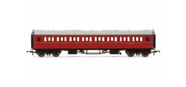 Hornby Collett CC Maroon 3rd Class model train, intricately detailed in 1:76 scale, perfect for collectors and railway enthusiasts.