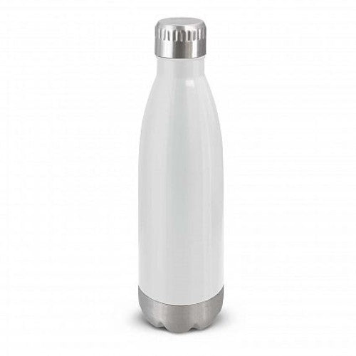 Stylish white 700ml stainless steel drink bottle with secure lid, ideal for hydration on the go. BPA free and eco-friendly.