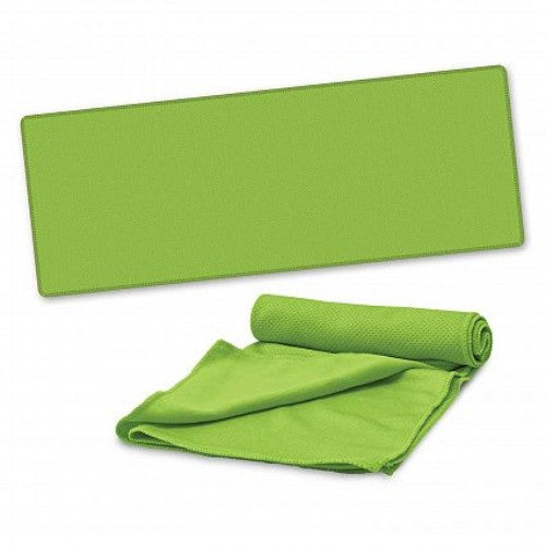 Bright green active cooling sports towel set of 10, designed to lower body temperature effectively for athletes and outdoor enthusiasts.
