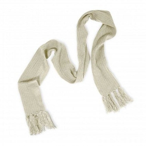 Soft stone-colored cable knit scarf with tassels, perfect for warmth and style in winter. Dimensions: 1800mm x 200mm.