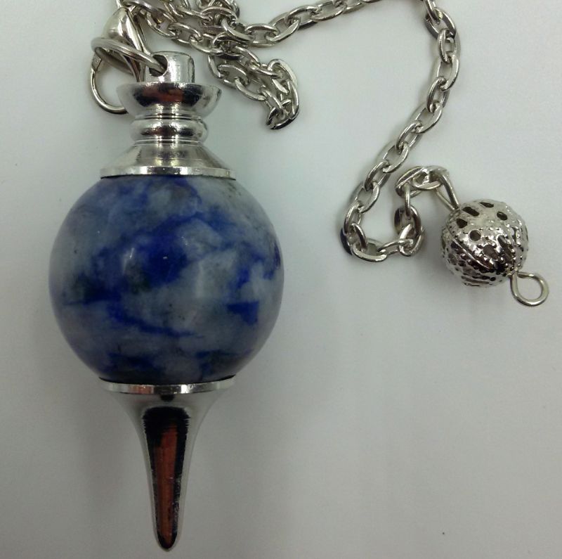 Sodalite sphere pendulum with a 28.4 cm chain, ideal for chakra healing, meditation, and spiritual cleansing.