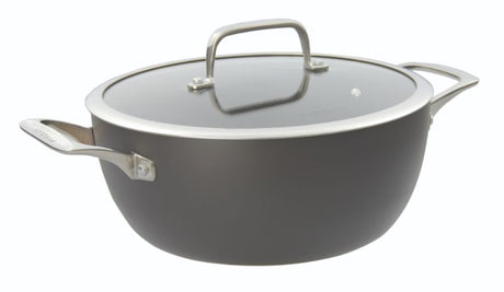 Versatile 26cm chef pan with non-stick coating, stainless steel handle, and tempered glass lid for efficient cooking.