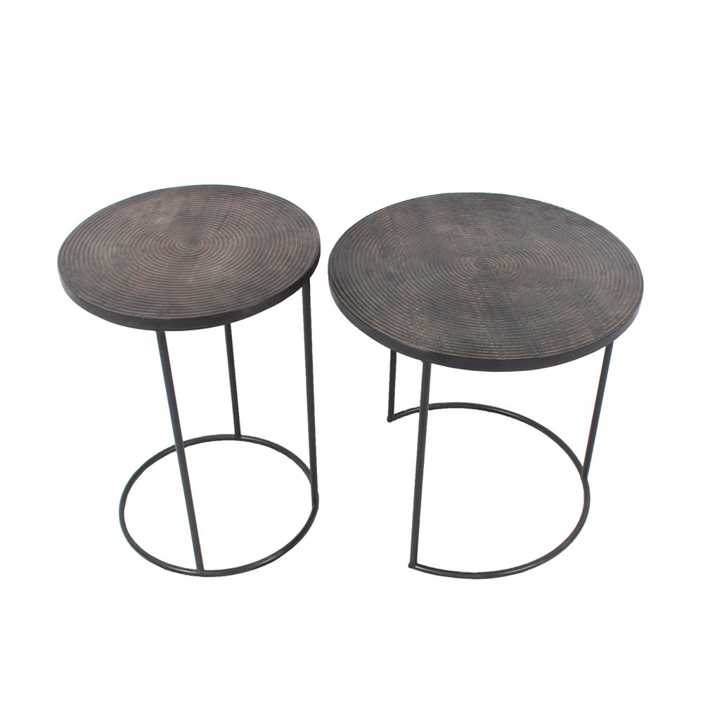 Set of 2 nested side tables in wood and iron, featuring modern design, versatile sizes, and lightweight yet durable construction.