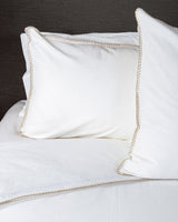 Super King Duvet Cover - Bryce in breathable cotton-linen blend with elegant blanket stitch, measuring 265 x 210cm.