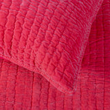 Vibrant fuchsia pink Ellie King Single Quilt in 100% cotton velvet, 180 x 220 cm with plush filling and matching pillow sham.