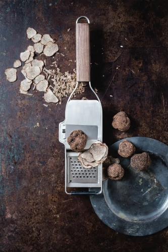 Microplane - Master Series - 2 in 1 Truffle Slicer