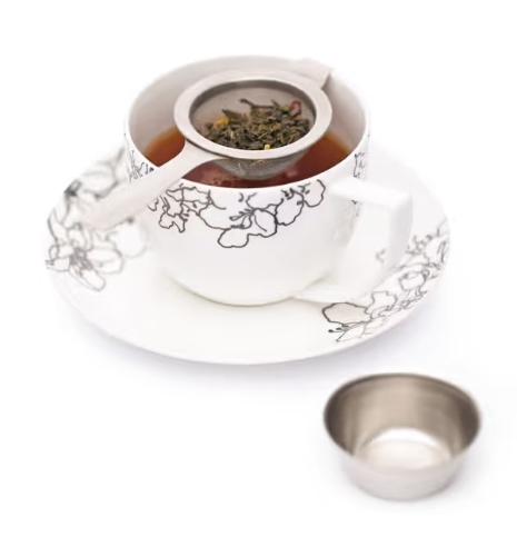 La Cafetiere Long Handled Tea Strainer w/Drip Bowl